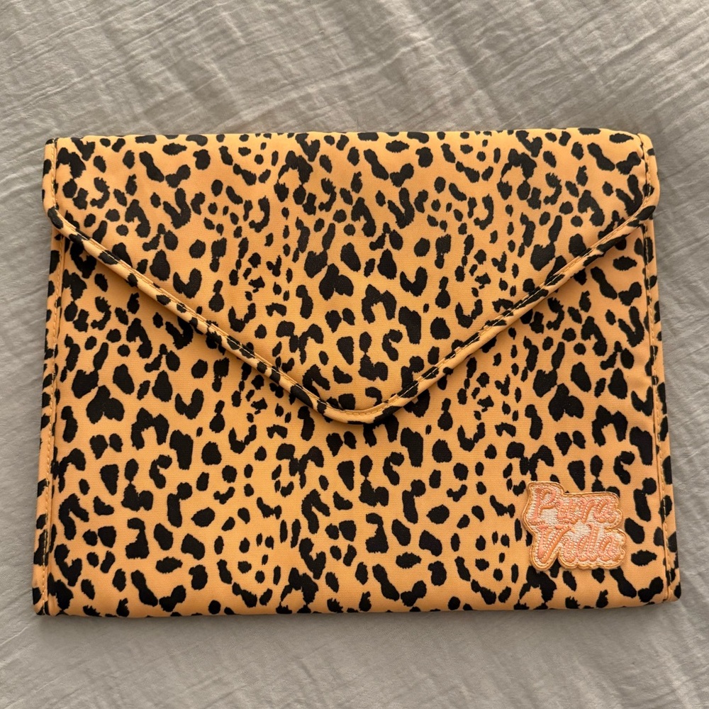 Pura Vida Leopard Laptop Case